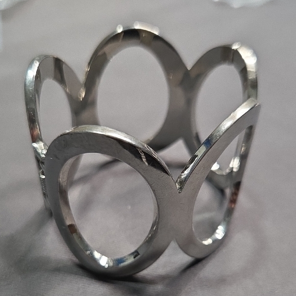 Chic Open Heart Silver Ring - Picture 2 of 5